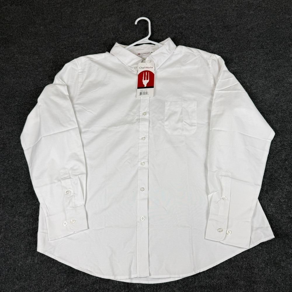 Chef Works XL White Button Down Woman's Shirt NWT Restaurant Uniform Workwear